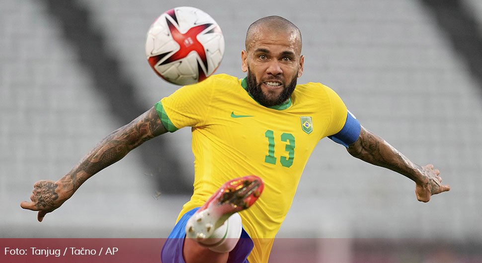 dani alves.jpg